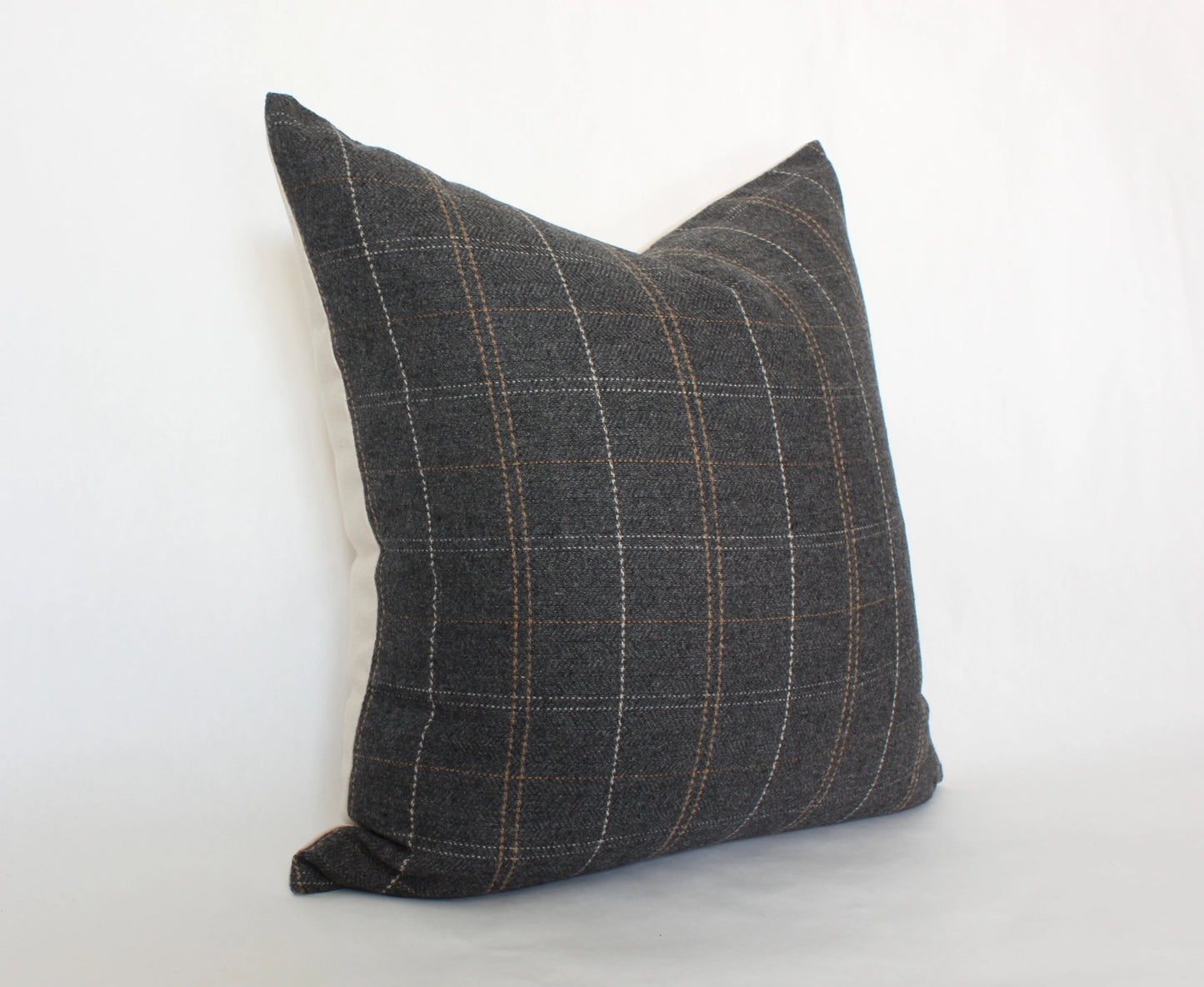 Glenton Pillow | Dark Gray | 22x22