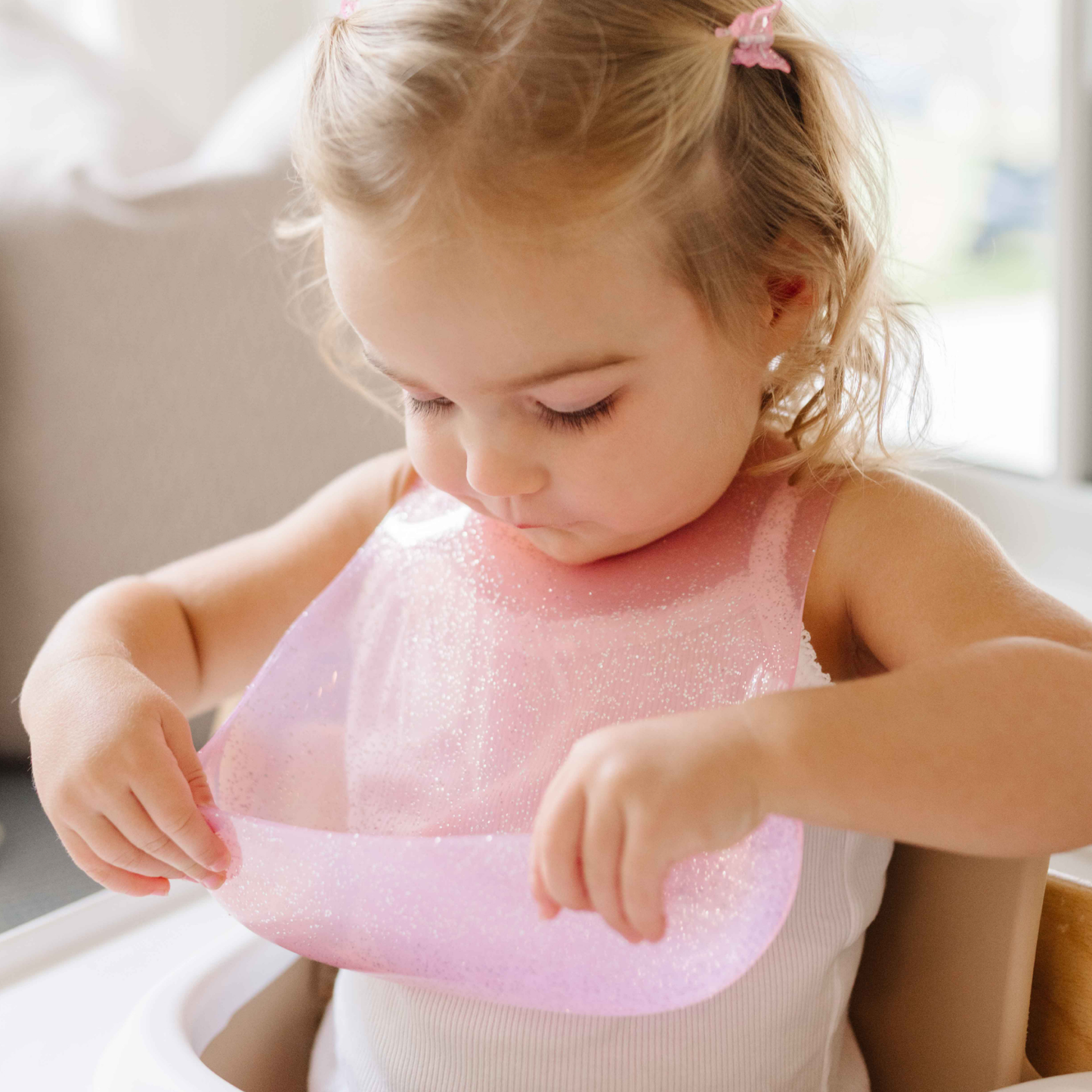 Magnetic Bib | Strawberry Jelly