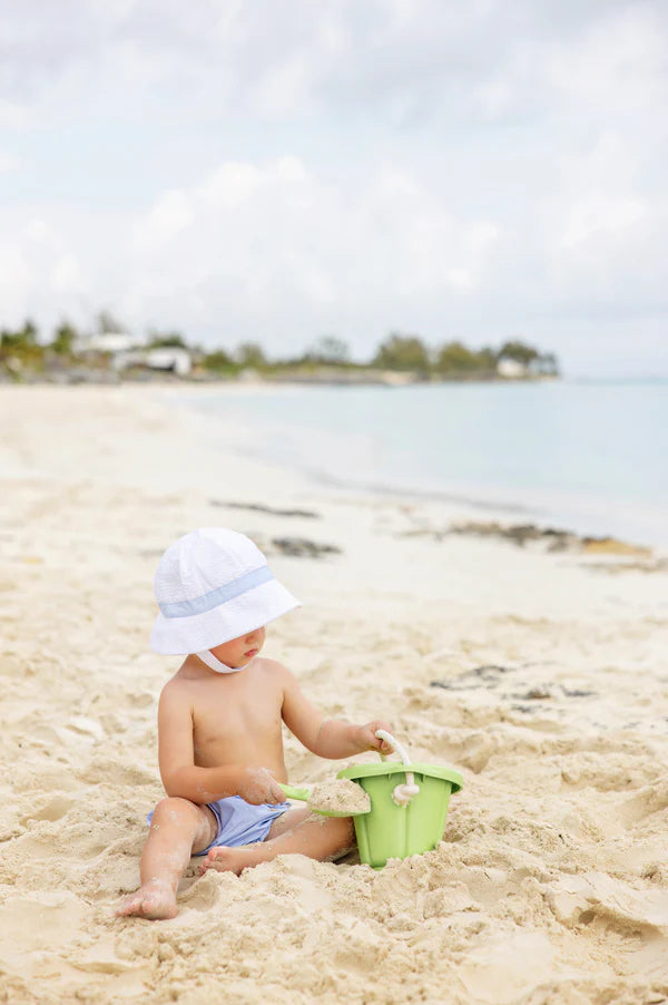 Henry's Boating Bucket Hat | Worth Avenue White Seersucker with Buckhead Blue