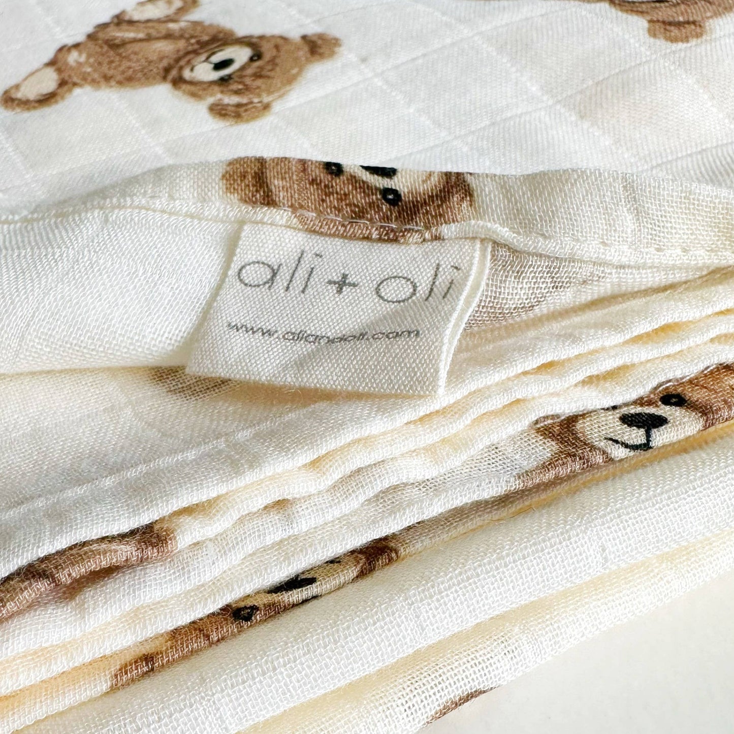 Bamboo Muslin Swaddle | Teddy Bear