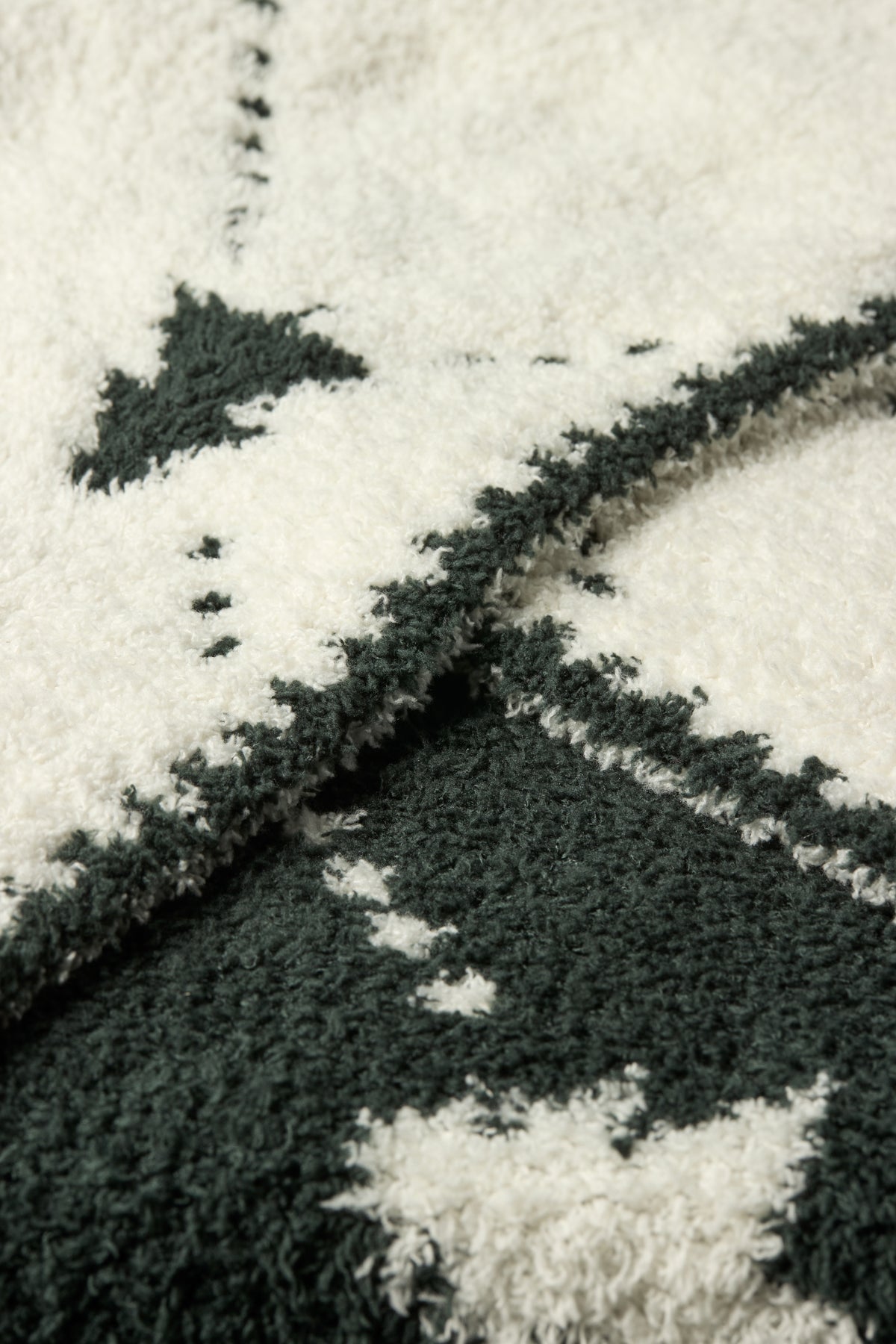 CozyChic® Holiday Tree Blanket