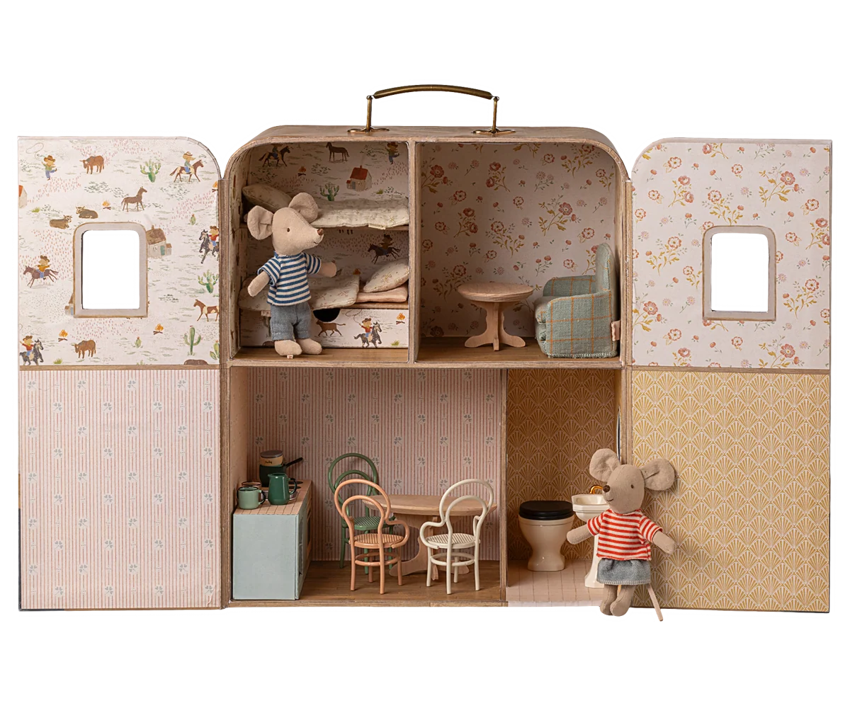 SuitCasa Mouse House | Little Sister and Brother Mouse