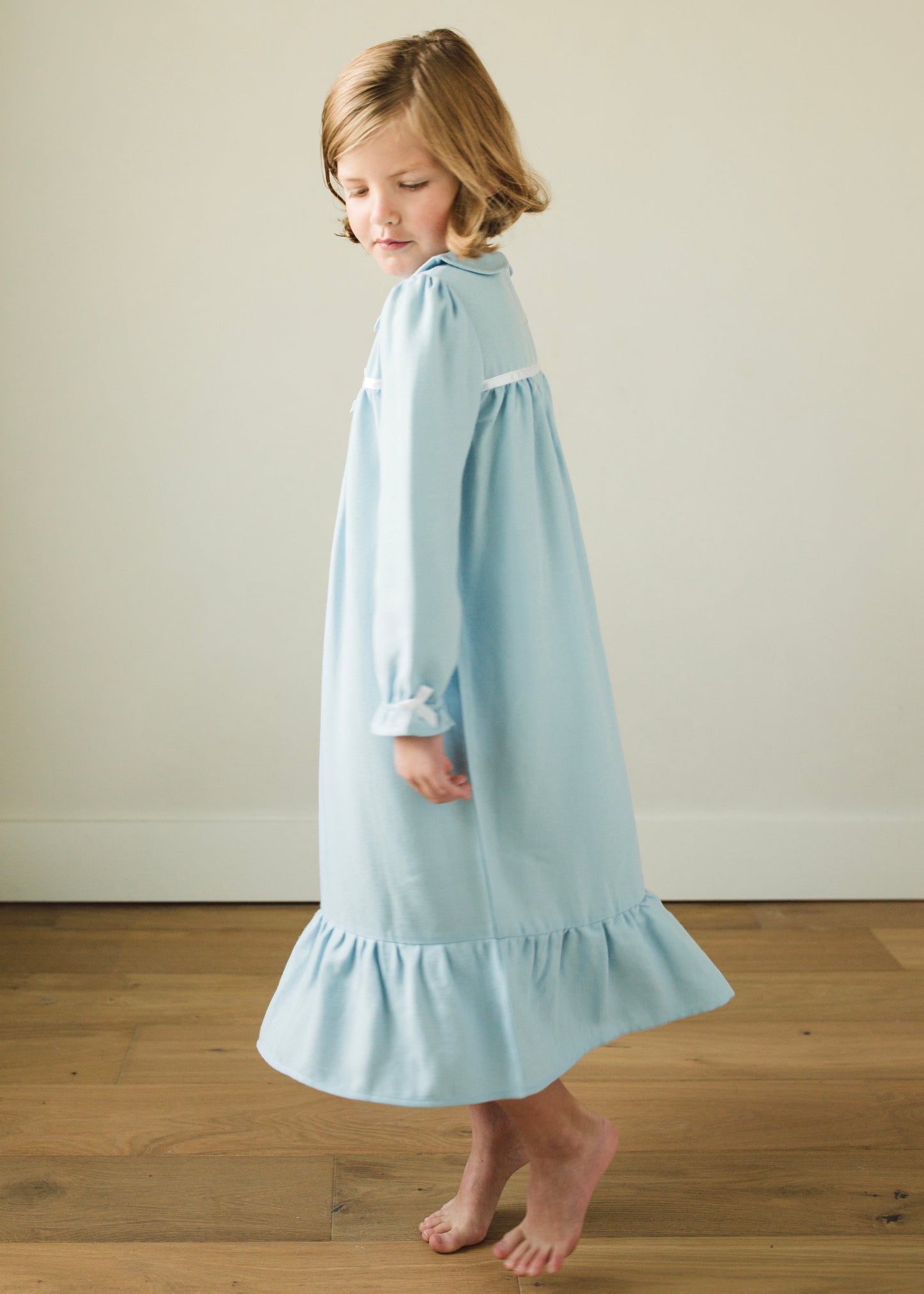 Classic Nightgown | Light Blue