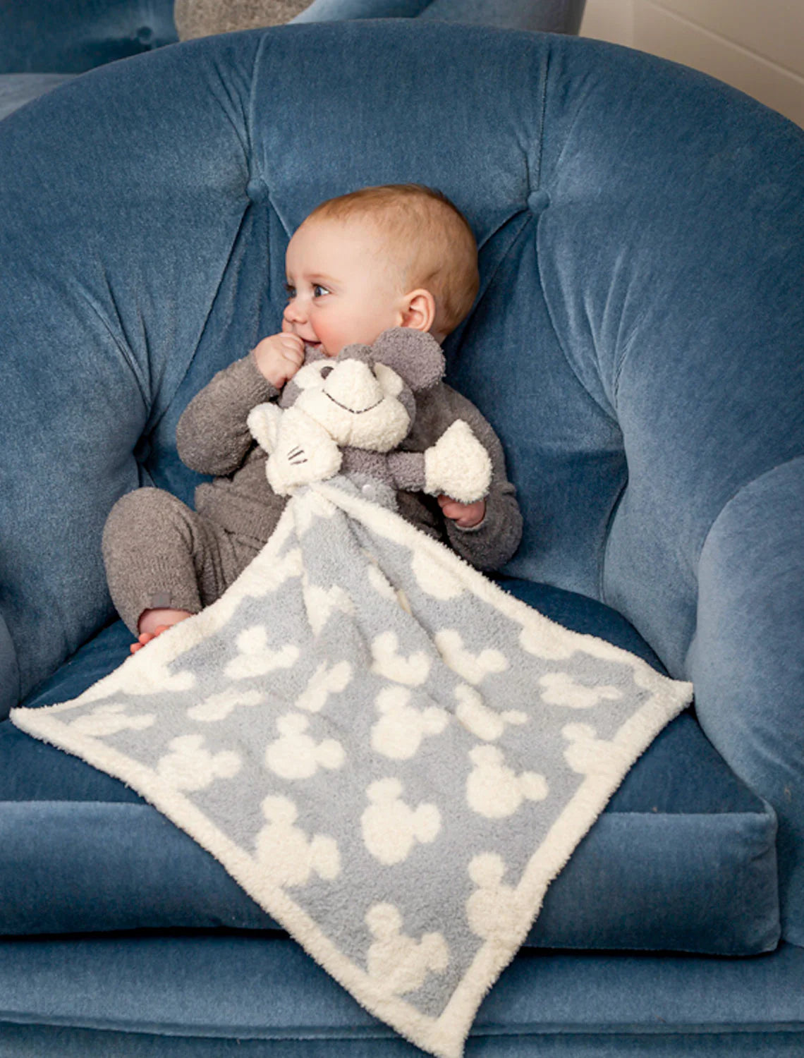 CozyChic® Vintage Disney Mickey Mouse Blanket Buddie | Ocean