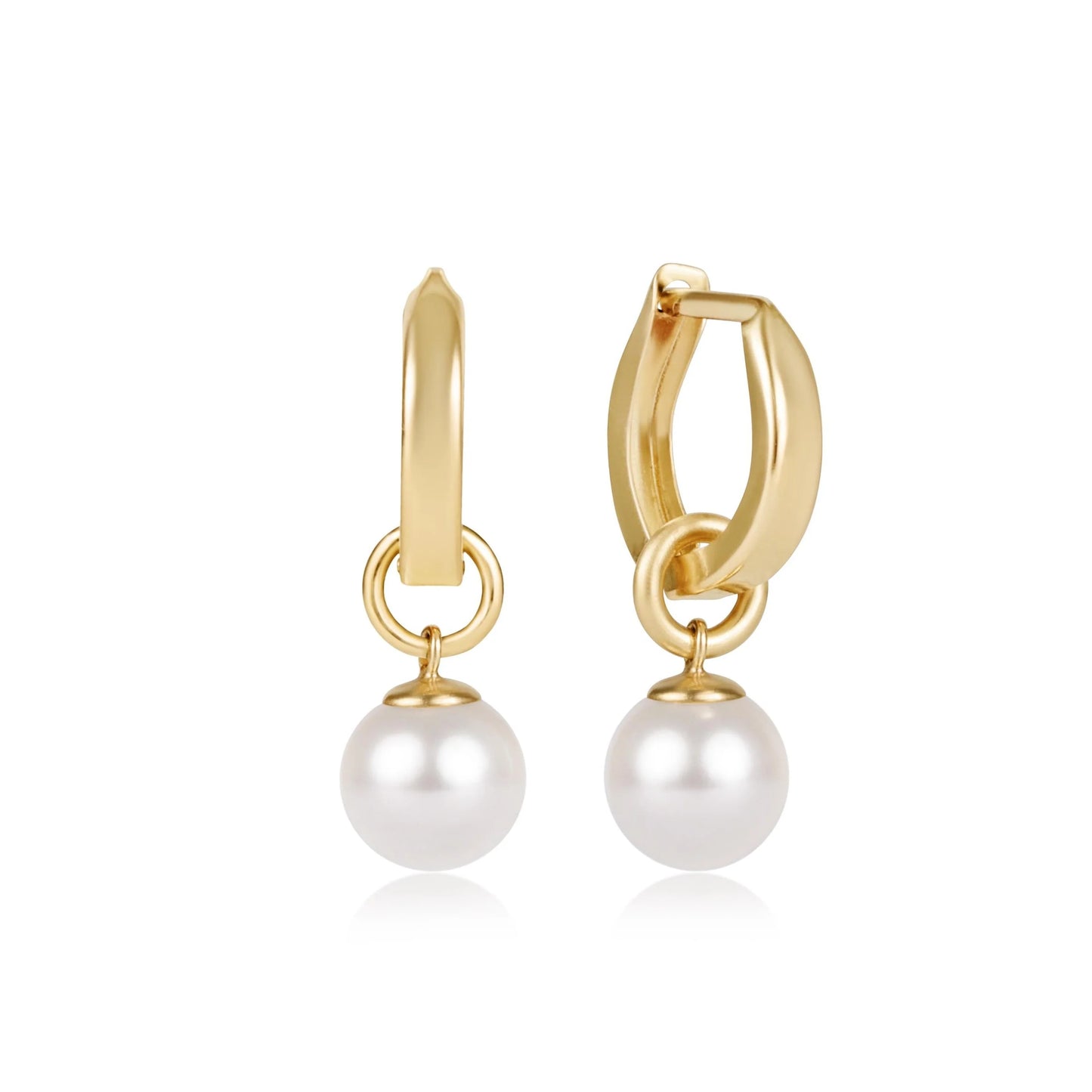 Huggie Gold 0.5" Hoop | Classic Pearl 8mm Charm
