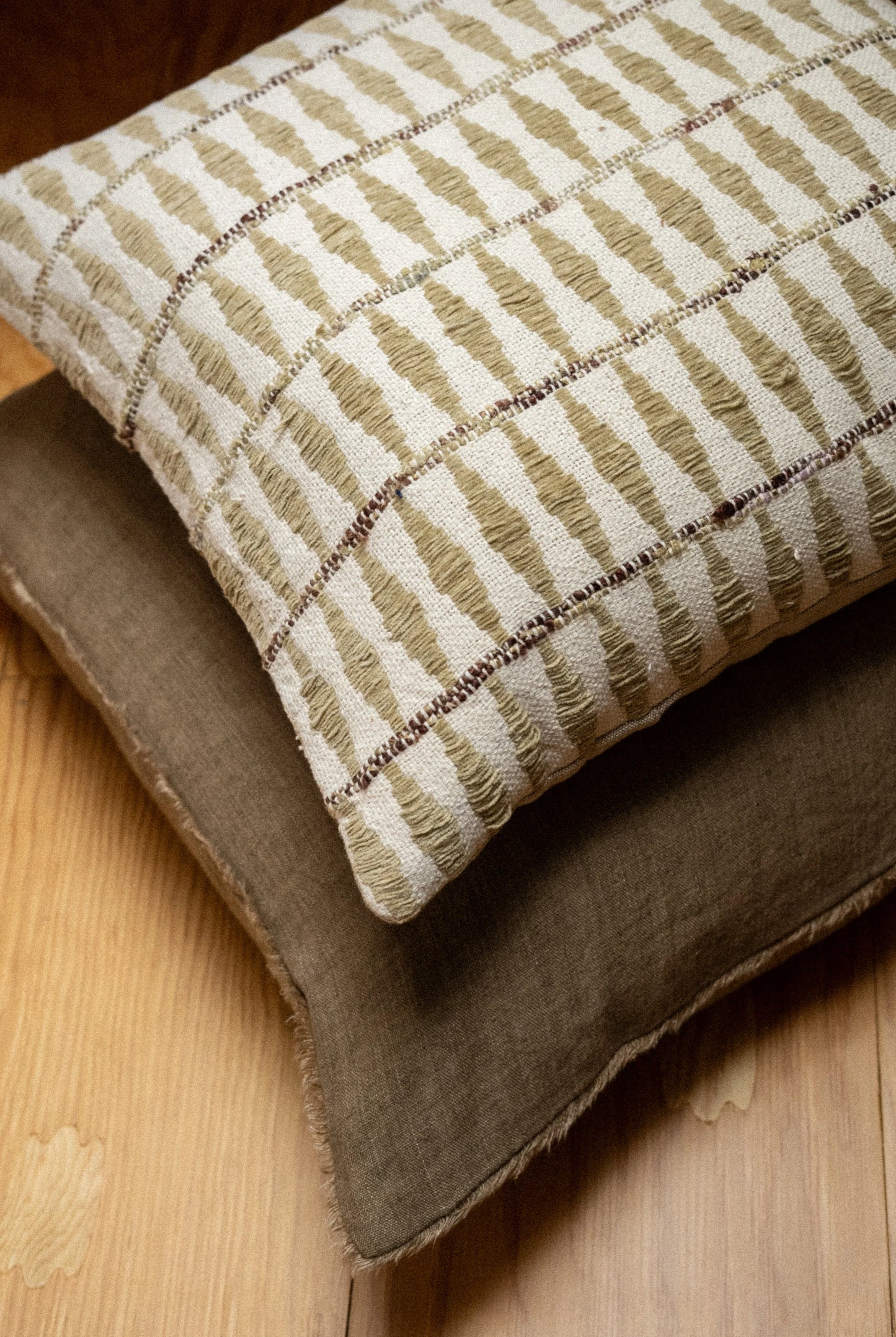 Helena Woven Pillow | 20 x 20