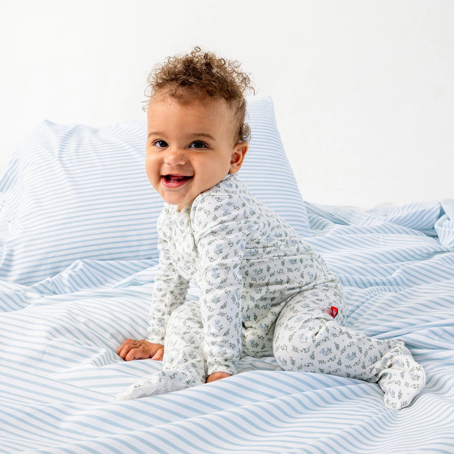 Organic Cotton Magnetic Footie | Eloise