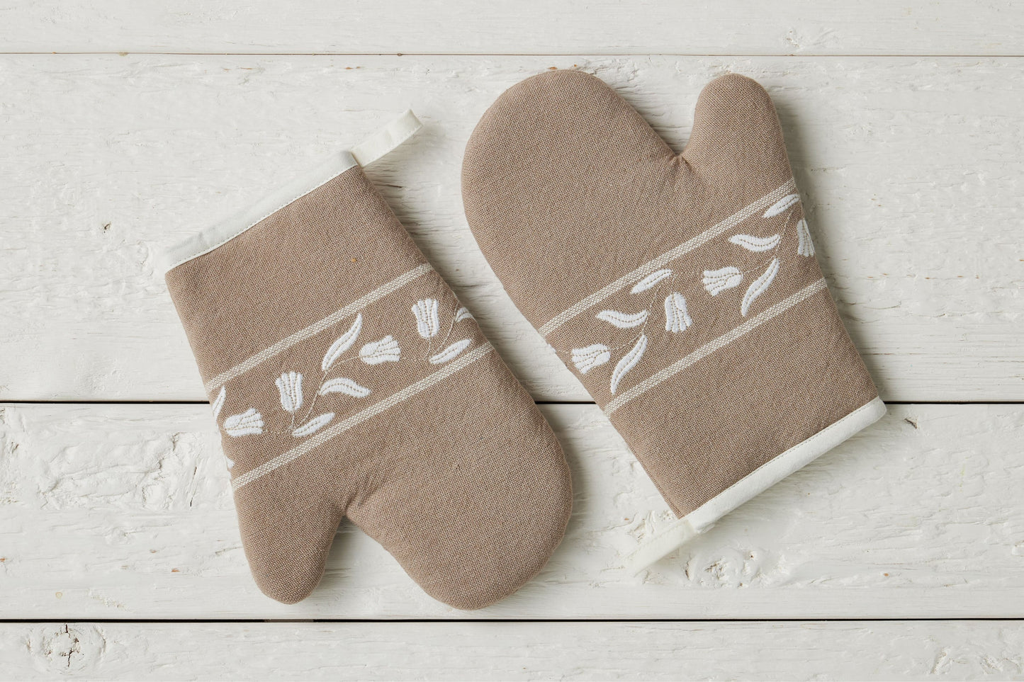Oven Mitt, Tulip, Set of 2 | Choose Color