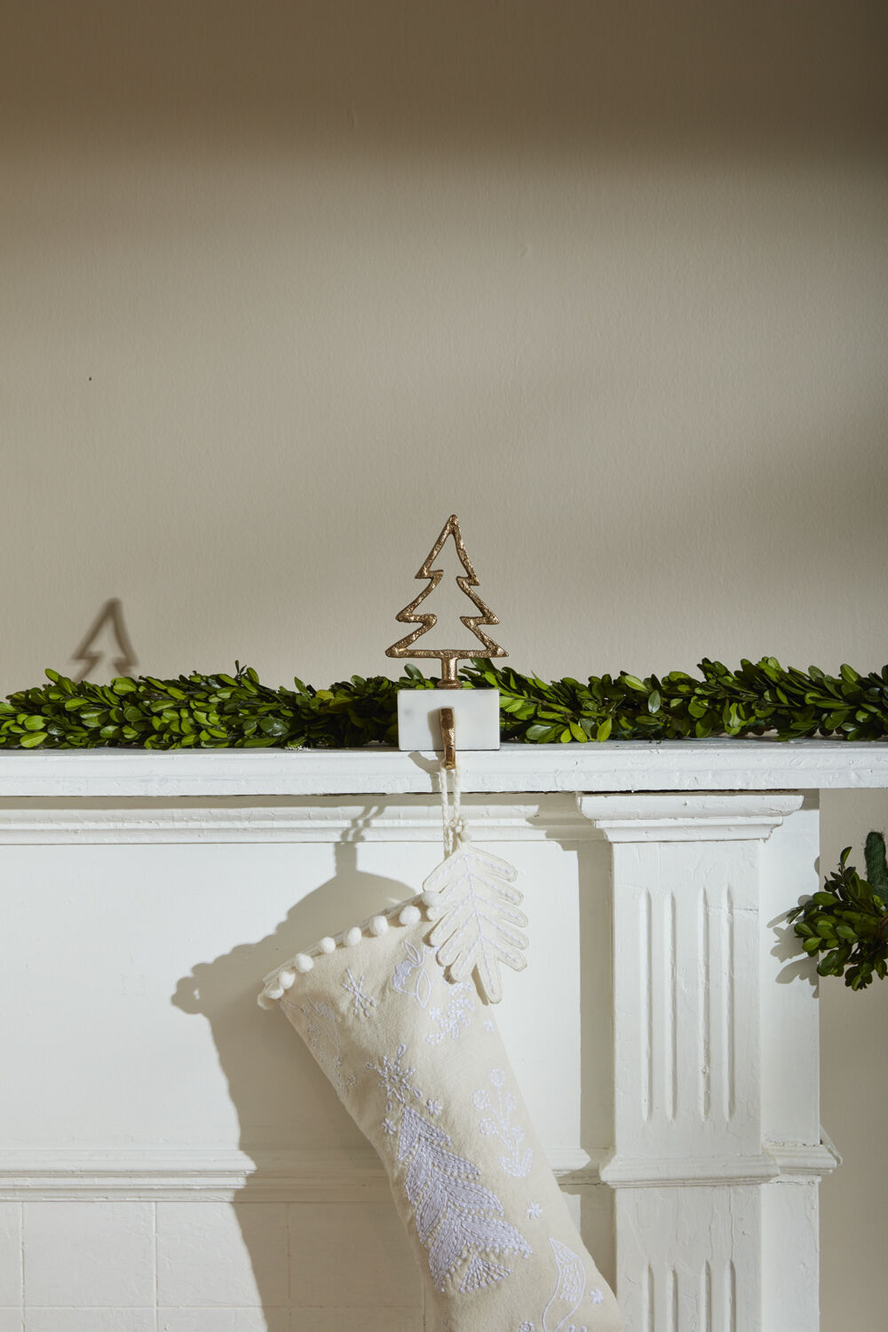 Marble Stocking Holder | Tree