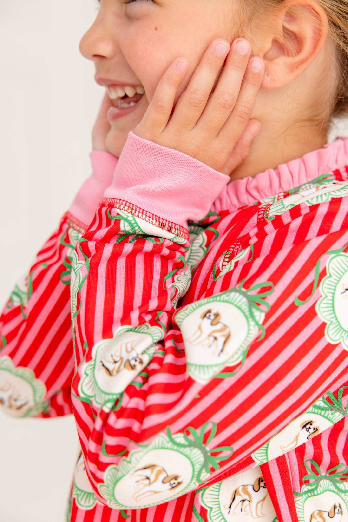 Cassidy Comfy Crewneck | Ruffle | Distinguished Doggies/Hamptons Hot Pink