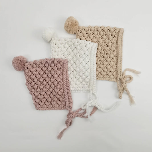 Chunky Knit Bonnet - White (0-3 Months)